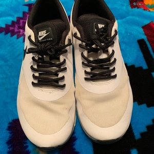 Nike air max thea